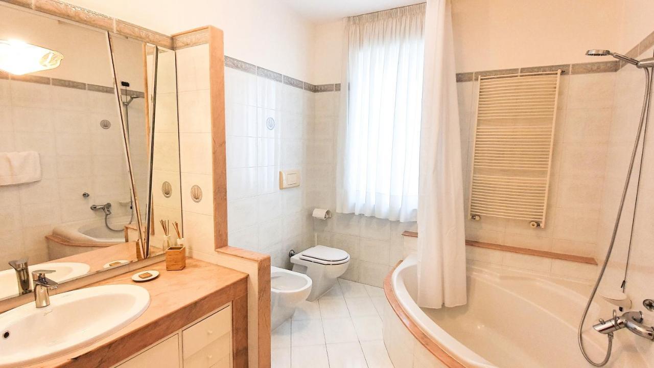Casa De Amicis 18 Bed & Breakfast Montescaglioso Luaran gambar